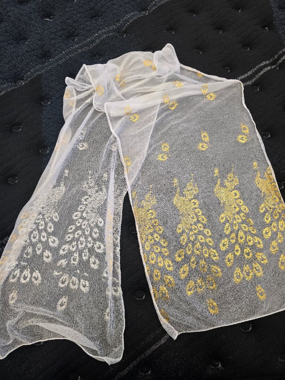 Sheer White Scarf W Peacock Decoration Printed In Gold